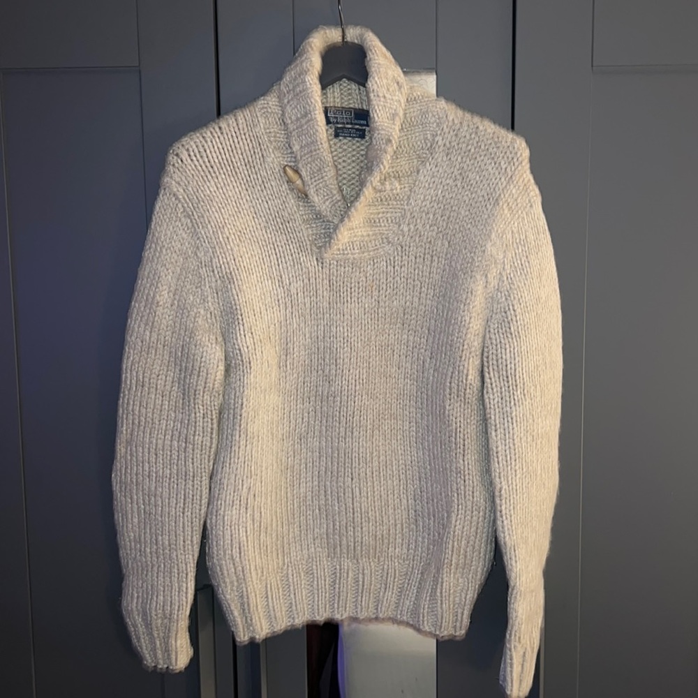 Mens Polo Ralph Lauren Hand Knit Sweater. Size Small.
